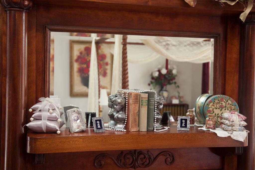 Beall Mansion An Elegant Bed & Breakfast Inn オールトン エクステリア 写真