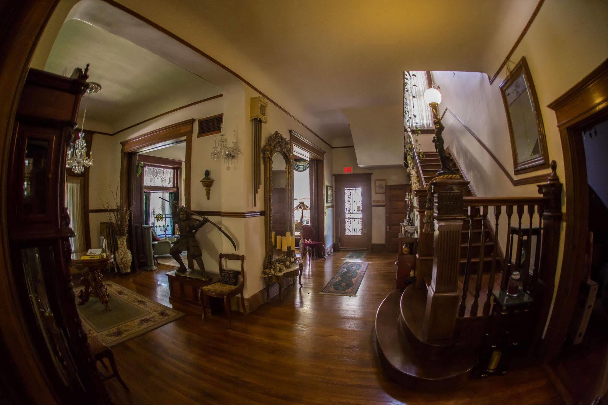 Beall Mansion An Elegant Bed & Breakfast Inn オールトン エクステリア 写真